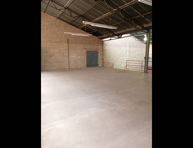 Industrial property to rent in HERIOTDALE